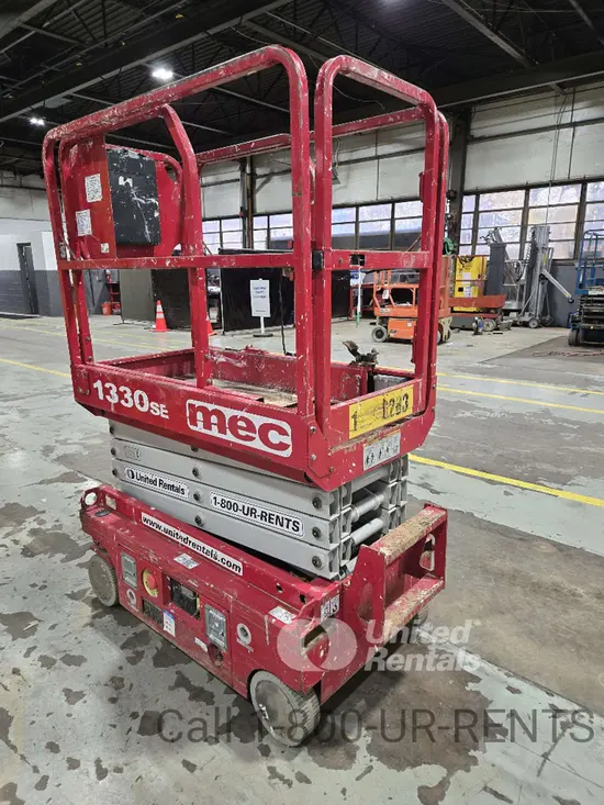 2017 MEC 1330SE Scissor Lift
