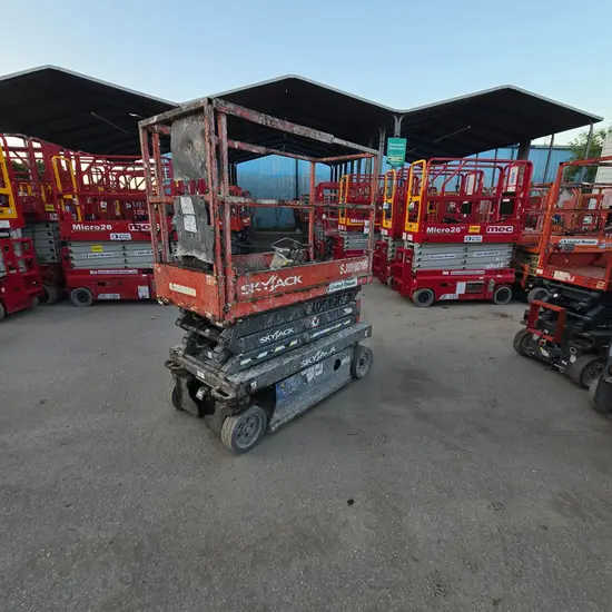 2016 Skyjack SJIII3219 Scissor Lift