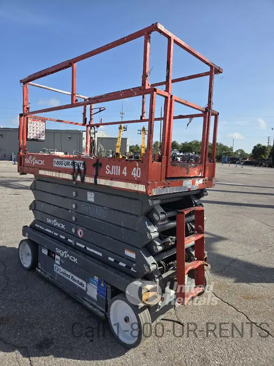 2017 Skyjack SJIII4740 Scissor Lift