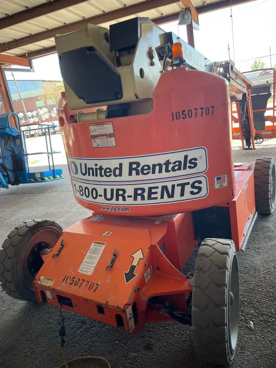 2016 JLG E450AJ Articulating Boom Lift