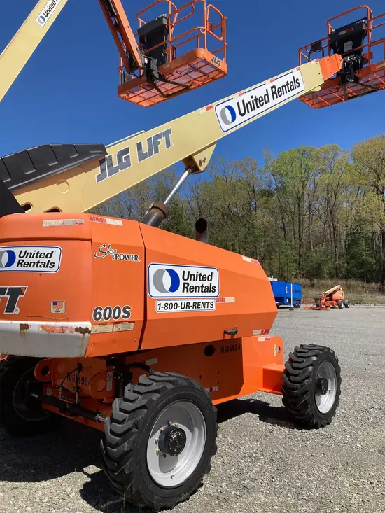2017 JLG 600S Boom Lift