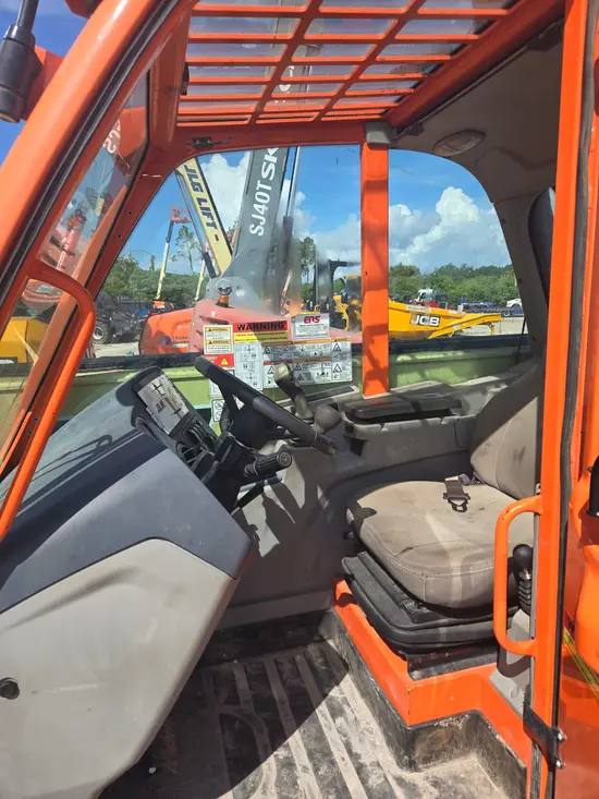 2018 JLG 1644 Forklift