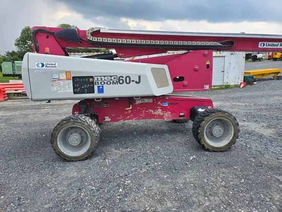 2016 MEC 60JD Articulating Boom Lift