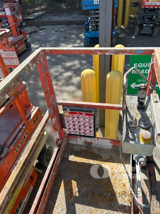 2016 Skyjack SJIII3219 Scissor Lift