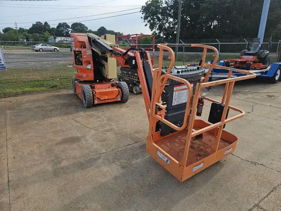 2013 JLG E300AJP Articulating Boom Lift