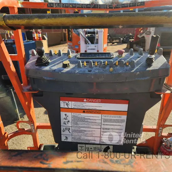 2018 JLG E300AJP Articulating Boom Lift