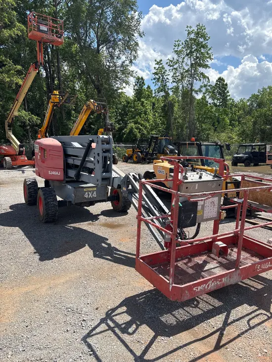 2017 Skyjack SJ46AJ Articulating Boom Lift