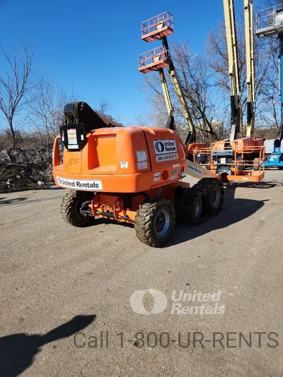 2014 JLG 400S Boom Lift