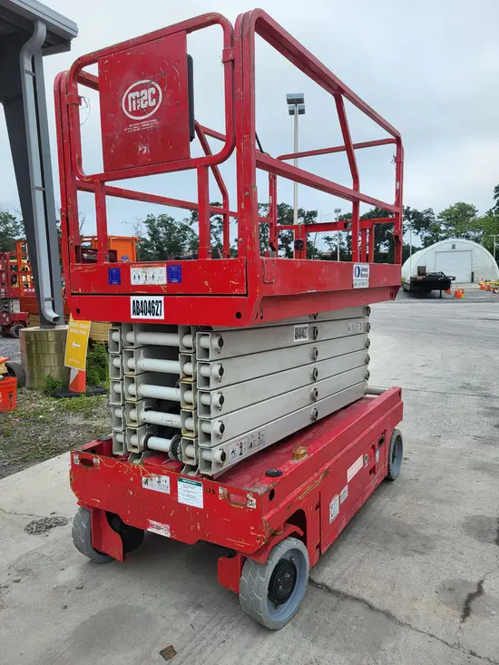2017 MEC 4046SE Scissor Lift