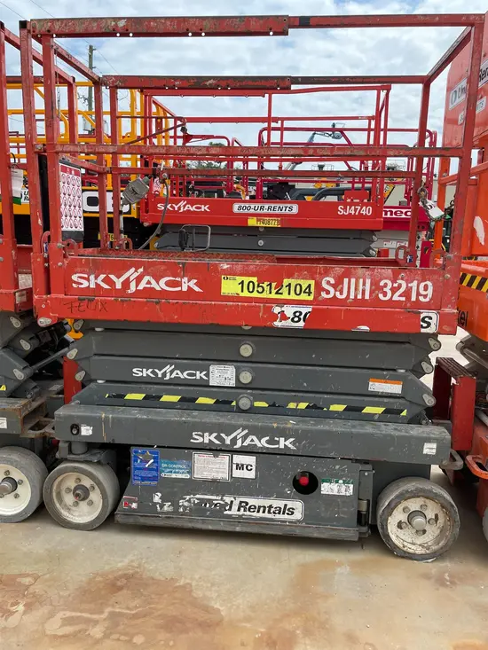 2016 Skyjack SJIII3219 Scissor Lift
