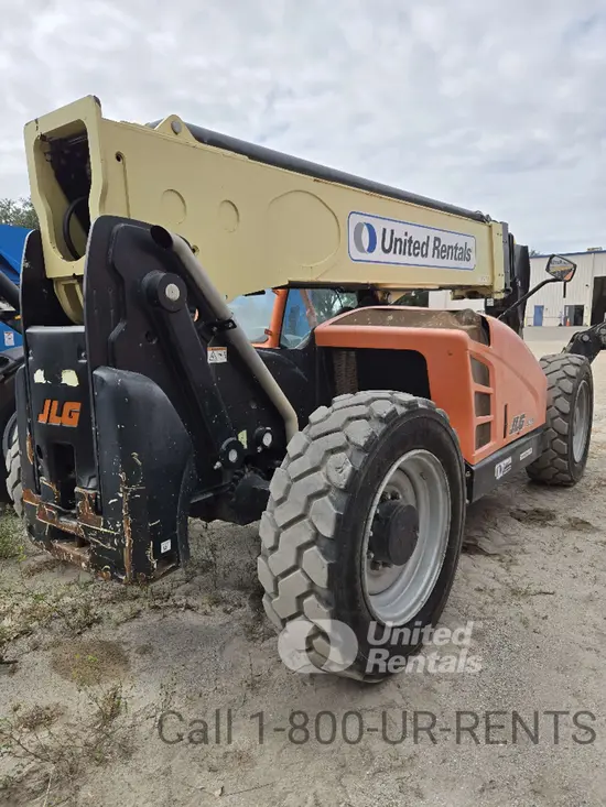 2018 JLG 1055 Forklift