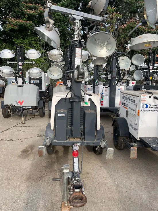 2016 Chicago Pneumatic V4LT Portable Light Tower