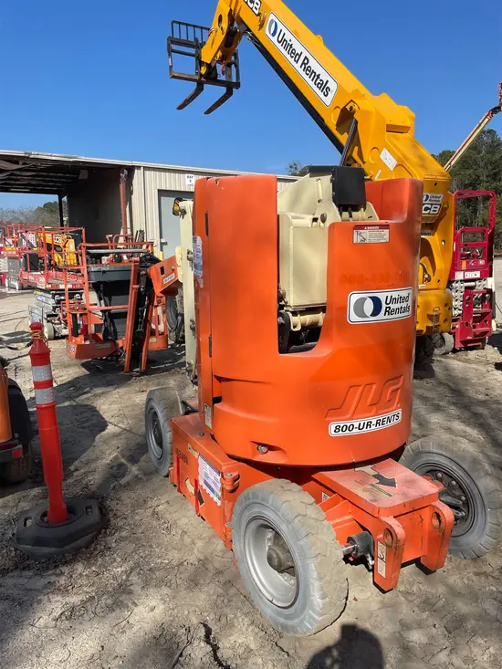 2016 JLG E300AJP Articulating Boom Lift