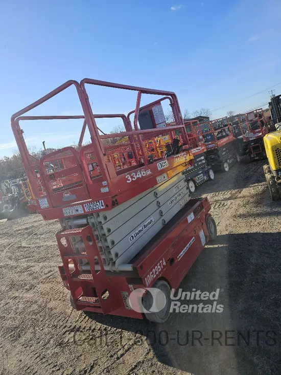 2017 MEC 3346SE Scissor Lift