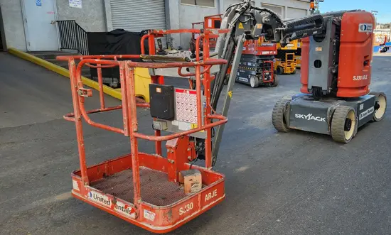 2017 Skyjack SJ30ARJE Articulating Boom Lift