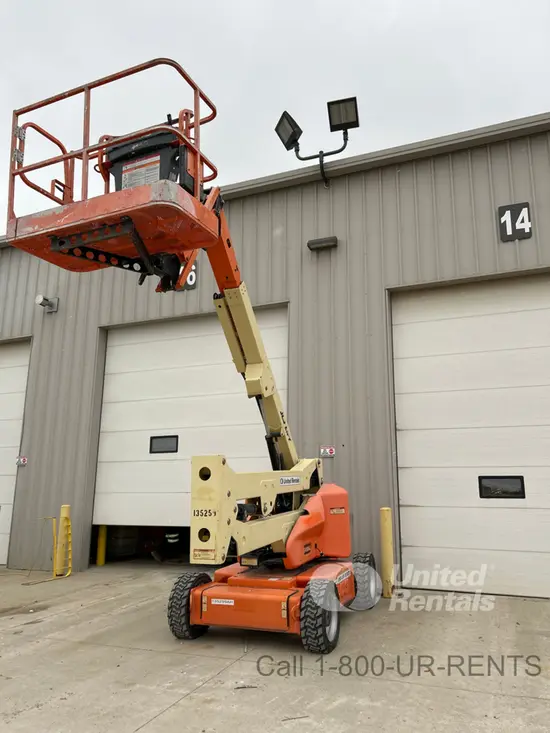 2014 JLG E450AJ Articulating Boom Lift