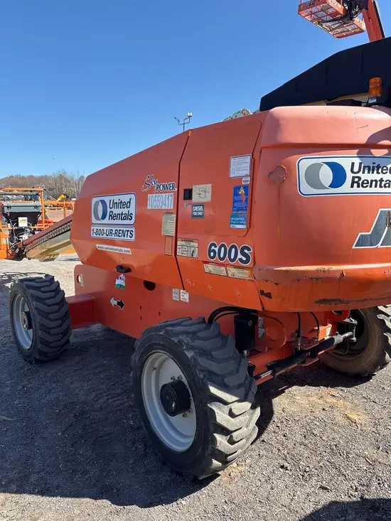 2017 JLG 600S Boom Lift