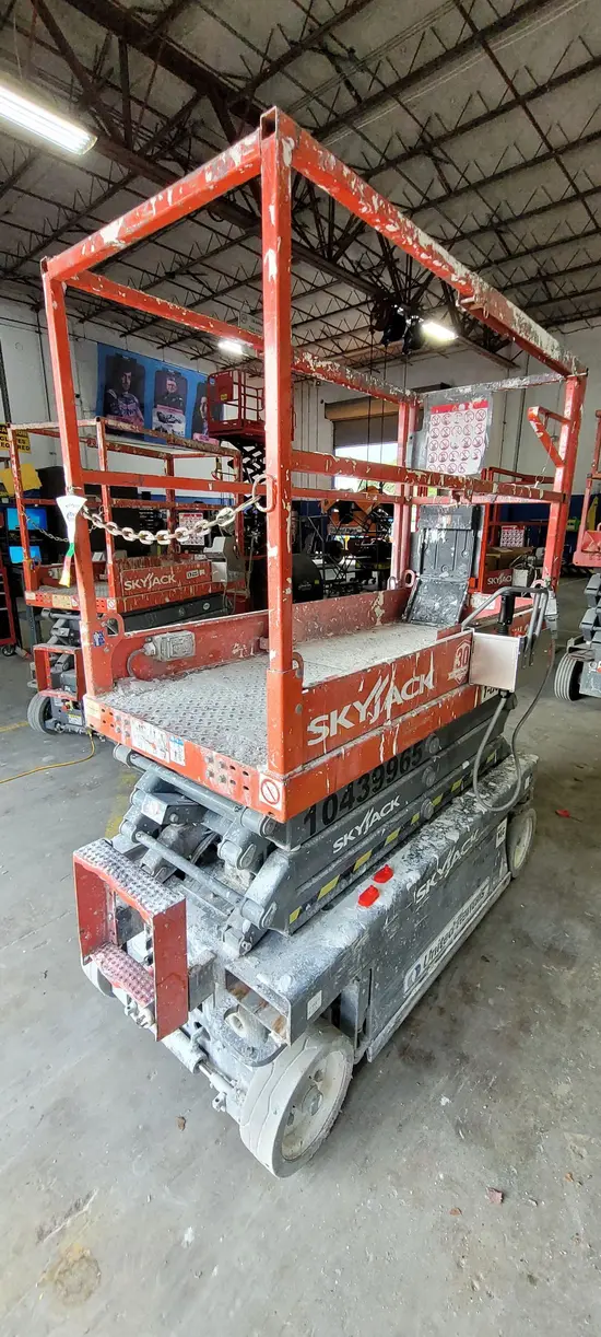 2015 Skyjack SJIII3219 Scissor Lift