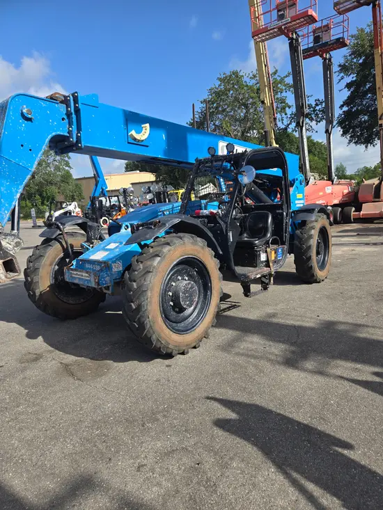 2016 Genie GTH-844 Forklift