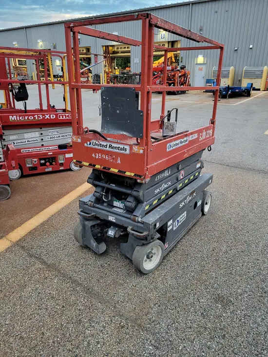 2017 Skyjack SJIII3219 Scissor Lift