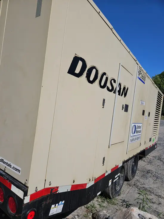 2018 Doosan HP1600WCU-T4F Air Compressor