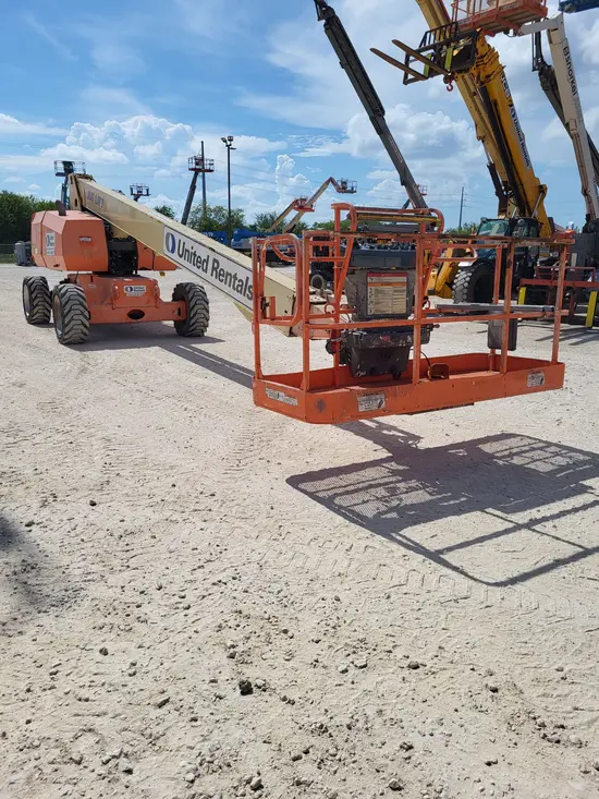 2017 JLG 800S Boom Lift