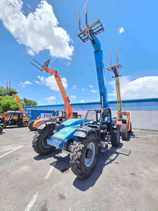 2017 Genie GTH-844 Forklift