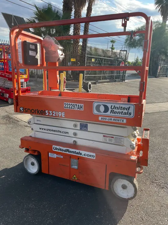 2019 Snorkel S3219E Scissor Lift