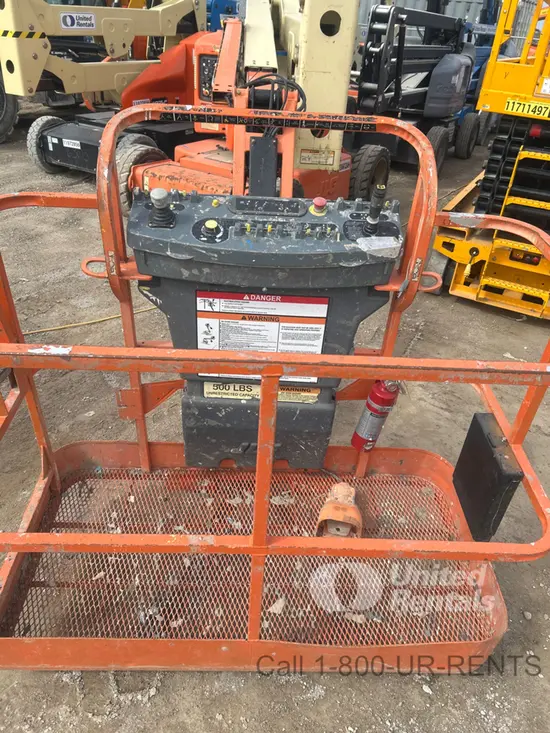 2014 JLG E450AJ Articulating Boom Lift