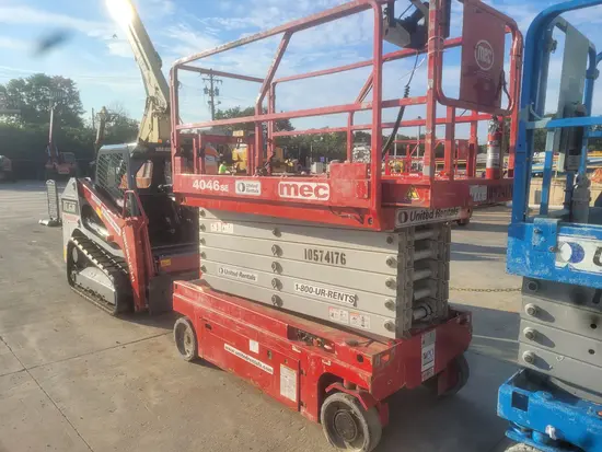 2017 MEC 4046SE Scissor Lift