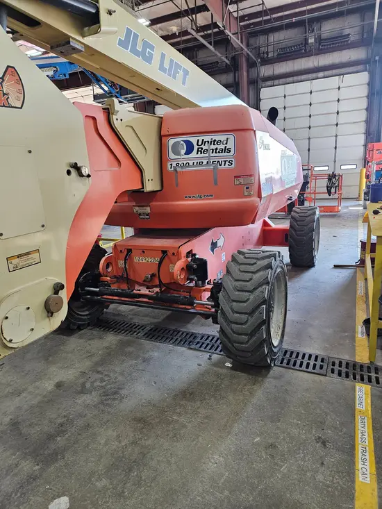 2016 JLG 800AJ Articulating Boom Lift