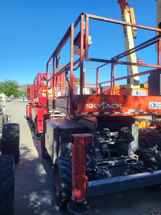 2019 Skyjack SJ6832RT Rough Terrain Scissor Lift