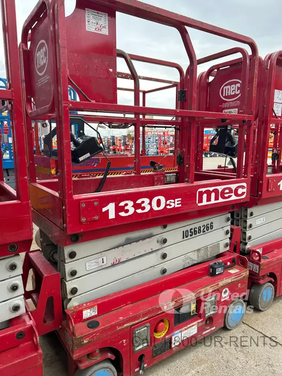 2017 MEC 1330SE Scissor Lift