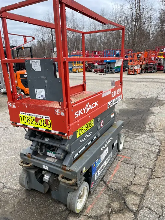 2017 Skyjack SJIII3219 Scissor Lift