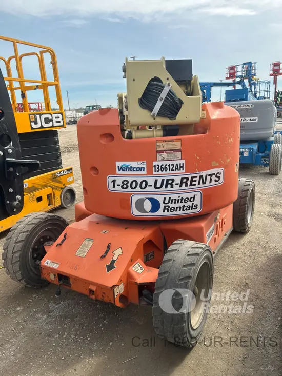 2014 JLG E450AJ Articulating Boom Lift