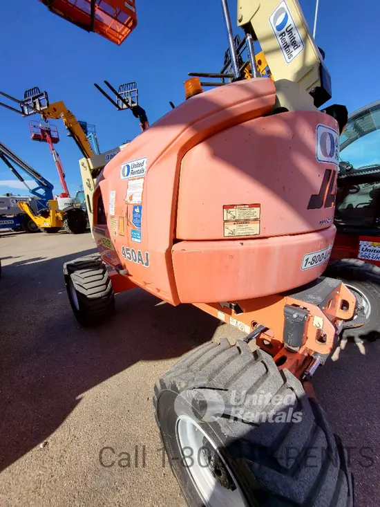 2017 JLG 450AJ Articulating Boom Lift