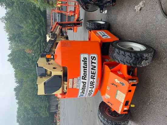 2017 JLG E450AJ Articulating Boom Lift