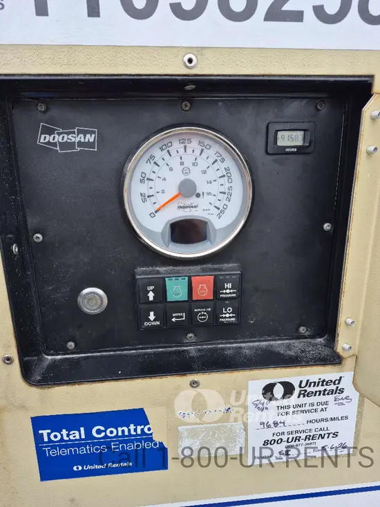 2020 Doosan P425/HP375EXT4I Air Compressor
