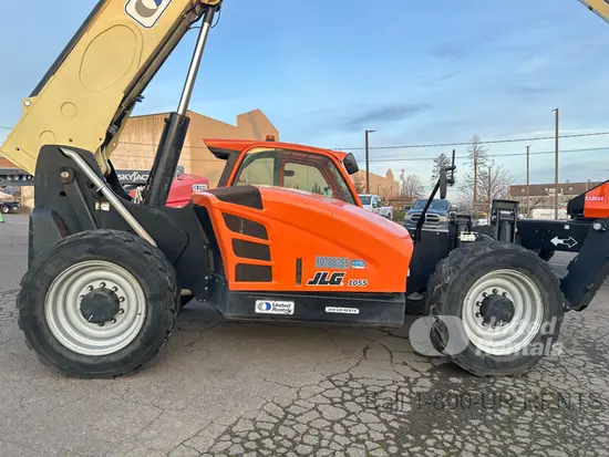 2018 JLG 1055 Forklift