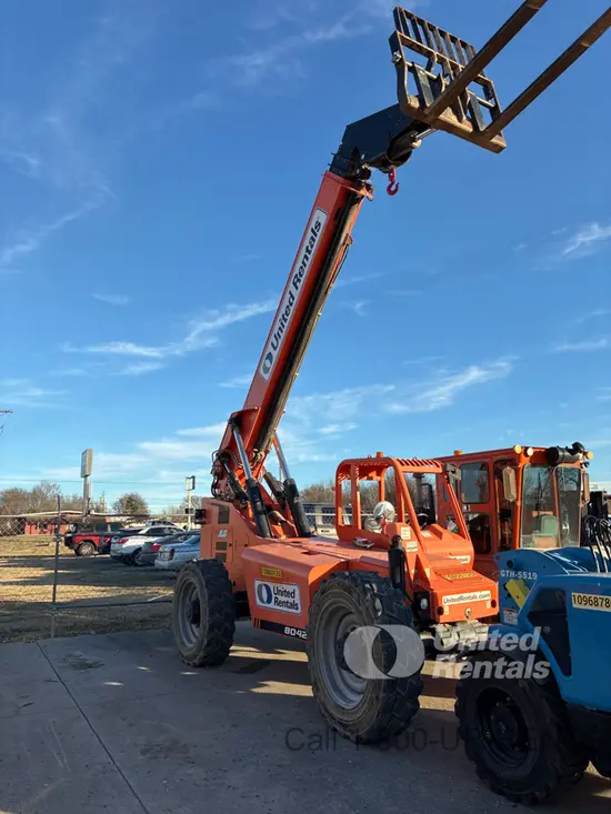 2018 SKYTRAK 8042 Forklift