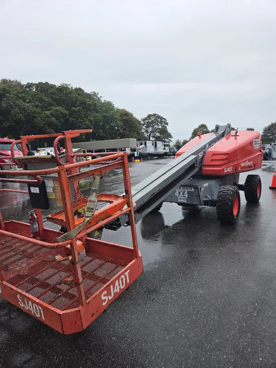 2016 Skyjack SJ40T Boom Lift