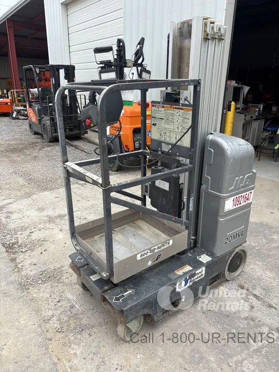 2019 JLG 20MVL Self-Propelled One-Person Lift