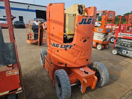 2013 JLG E300AJP Articulating Boom Lift