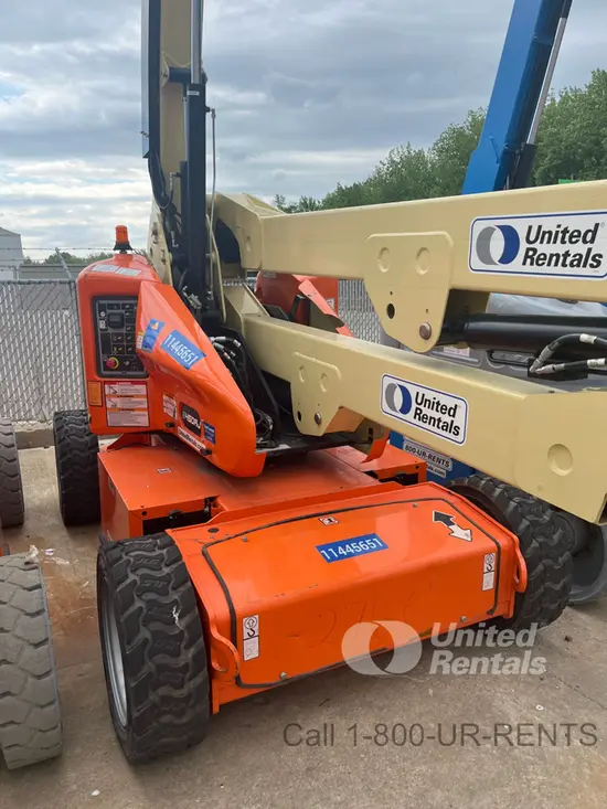 2022 JLG E450AJ Articulating Boom Lift