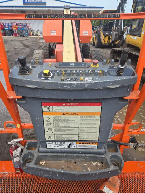 2016 JLG 600S Boom Lift