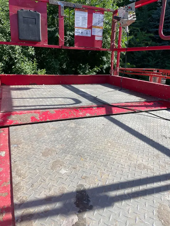 2017 MEC 6092RT Rough Terrain Scissor Lift