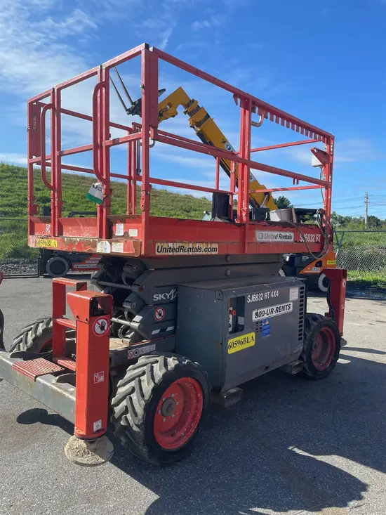 2018 Skyjack SJ6832RT Rough Terrain Scissor Lift
