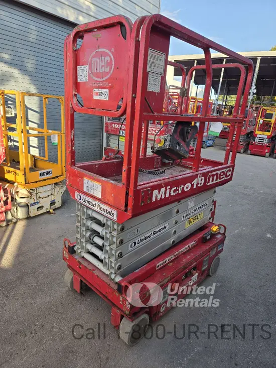 2018 MEC MICRO 19 Scissor Lift