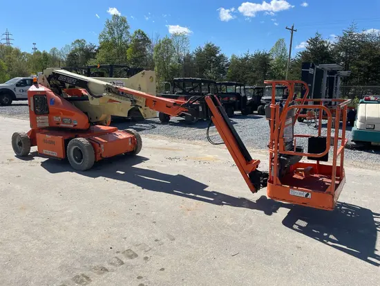 2015 JLG E400AJPN Articulating Boom Lift