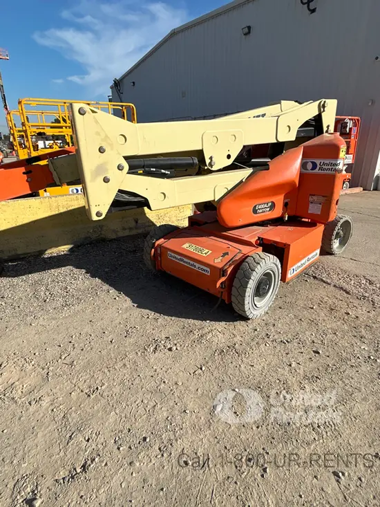 2017 JLG E400AJPN Articulating Boom Lift